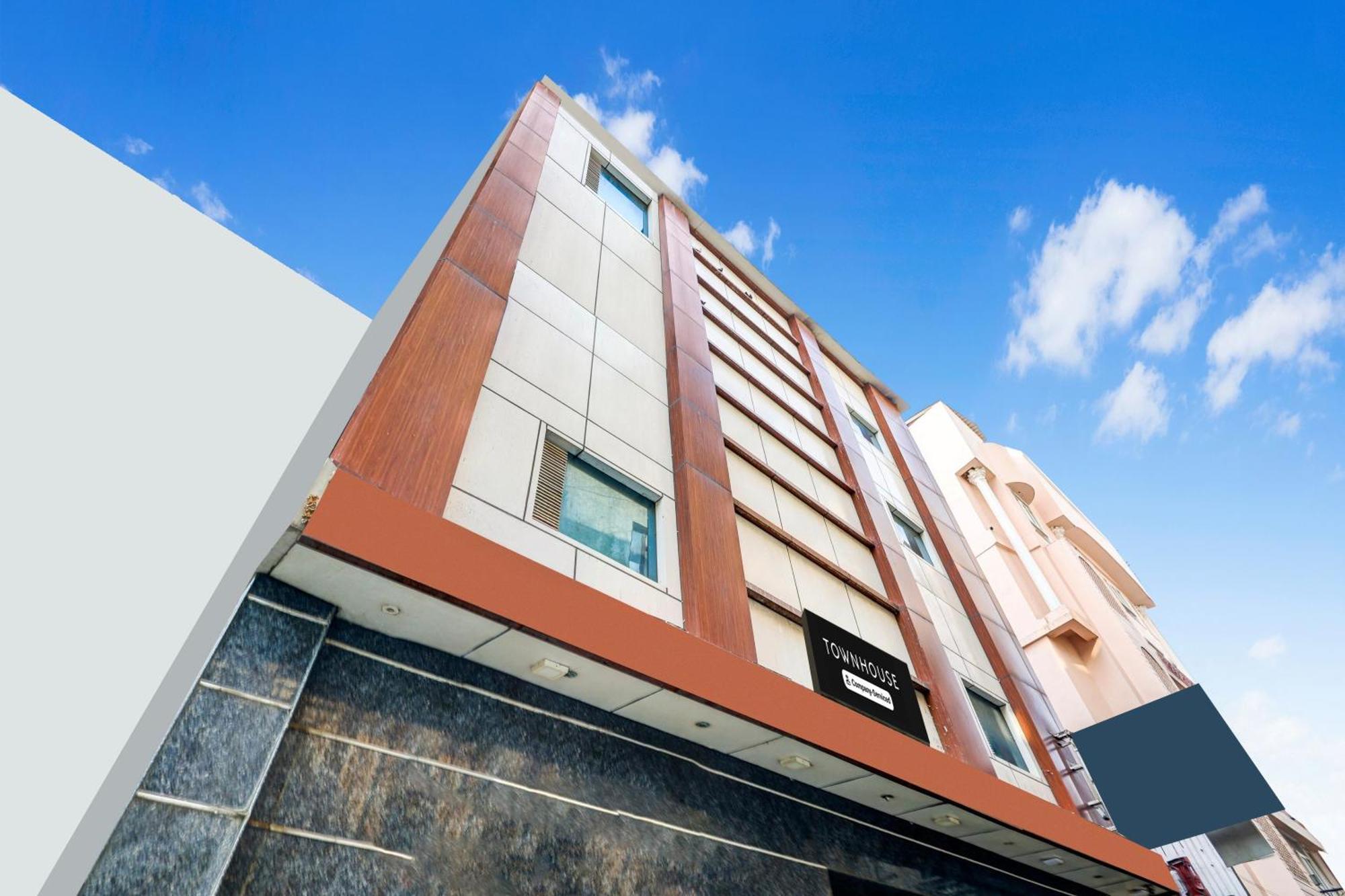 Super Townhouse Arakashan Road Paharganj Formerly Mohan International New Delhi Exteriör bild